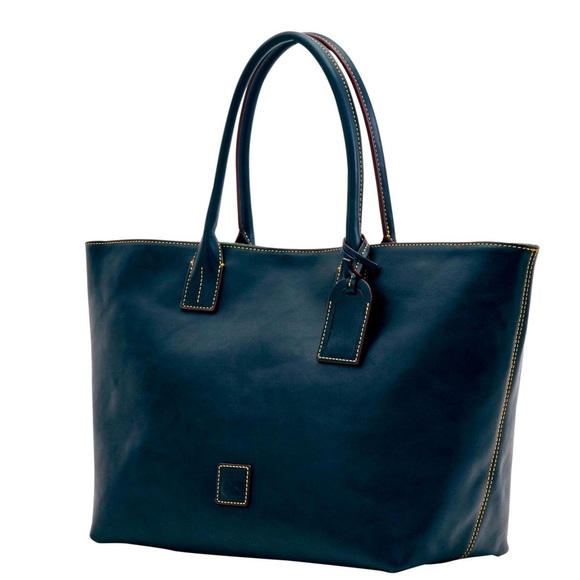 🎉Limited Time Sale 💯Dooney and Bourke Florentine Russel Bag - Picture 2 of 8